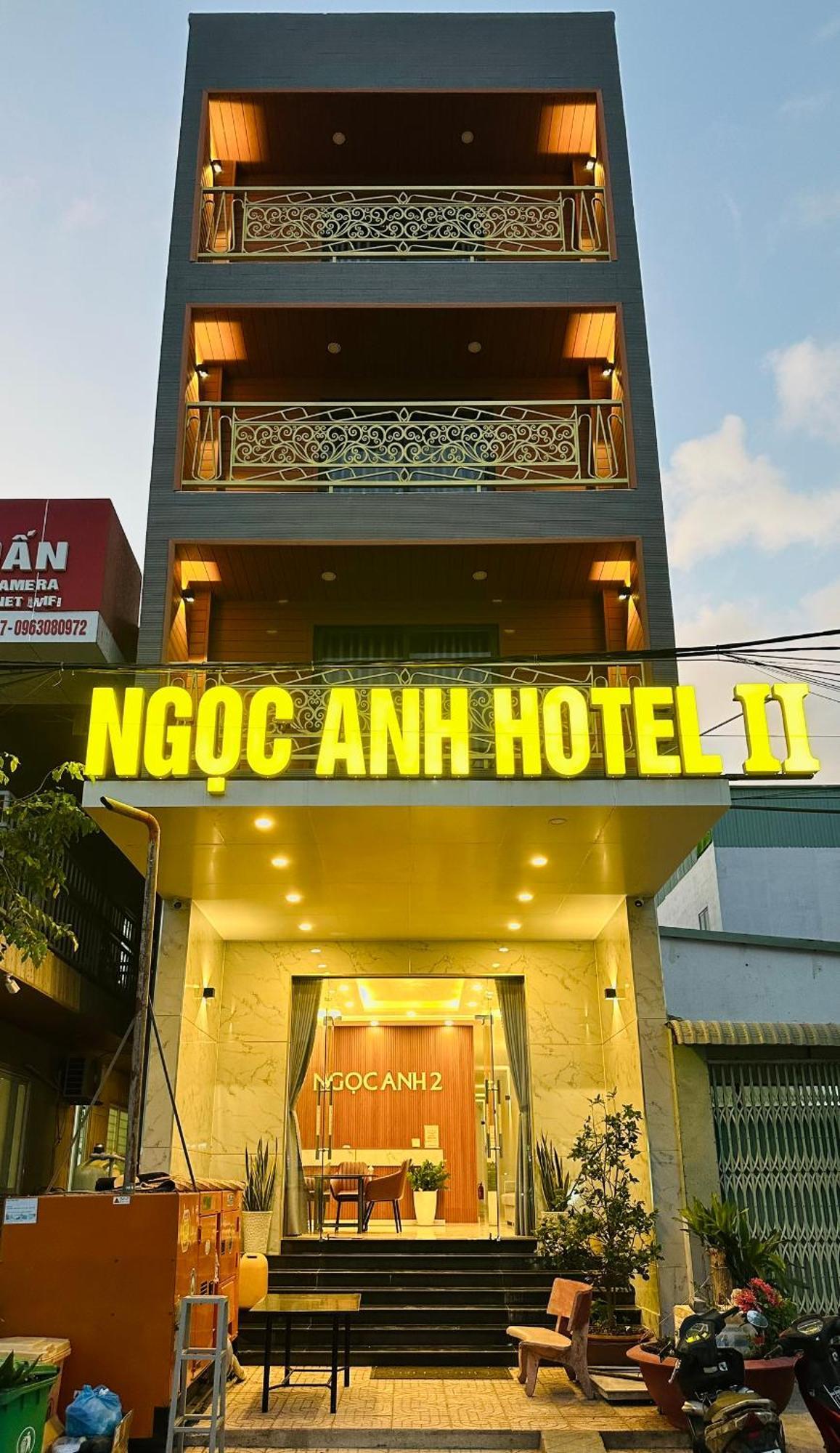 Ngoc Anh Hotel Chi Khu Co Ong المظهر الخارجي الصورة